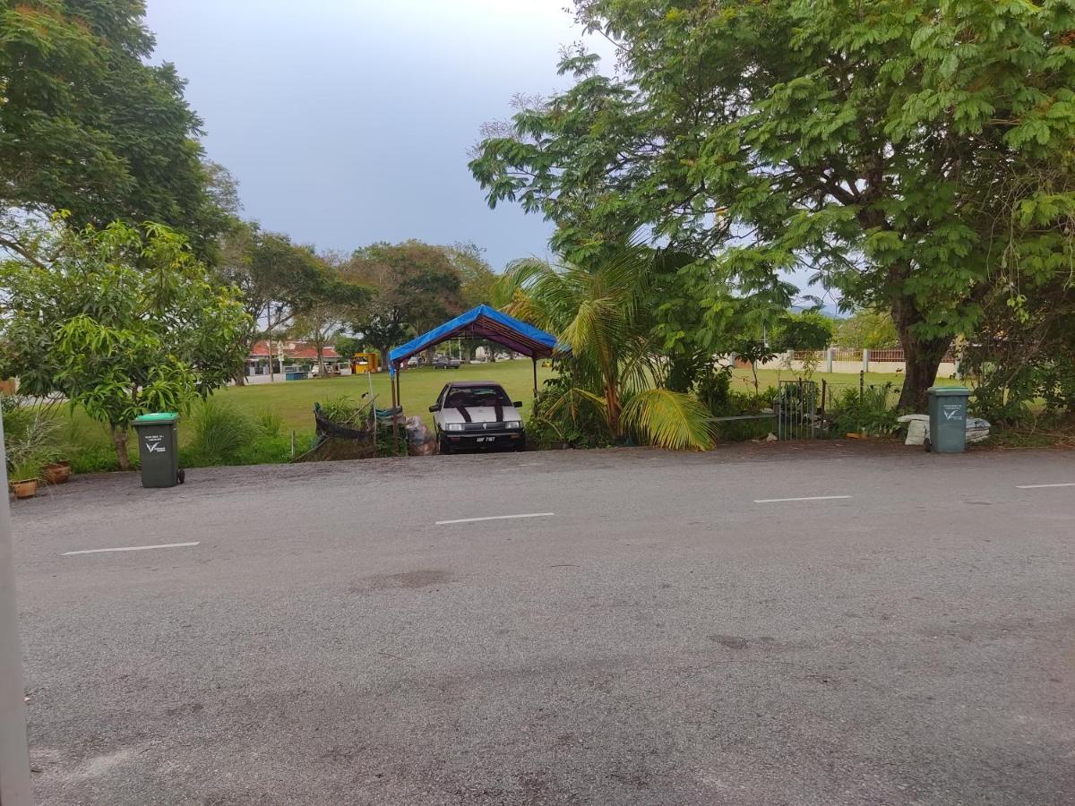 Singgahan Keluarga Jitu Jitra Exteriör bild