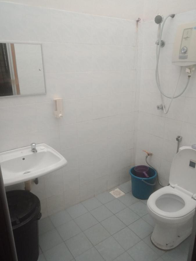 Singgahan Keluarga Jitu Jitra Exteriör bild